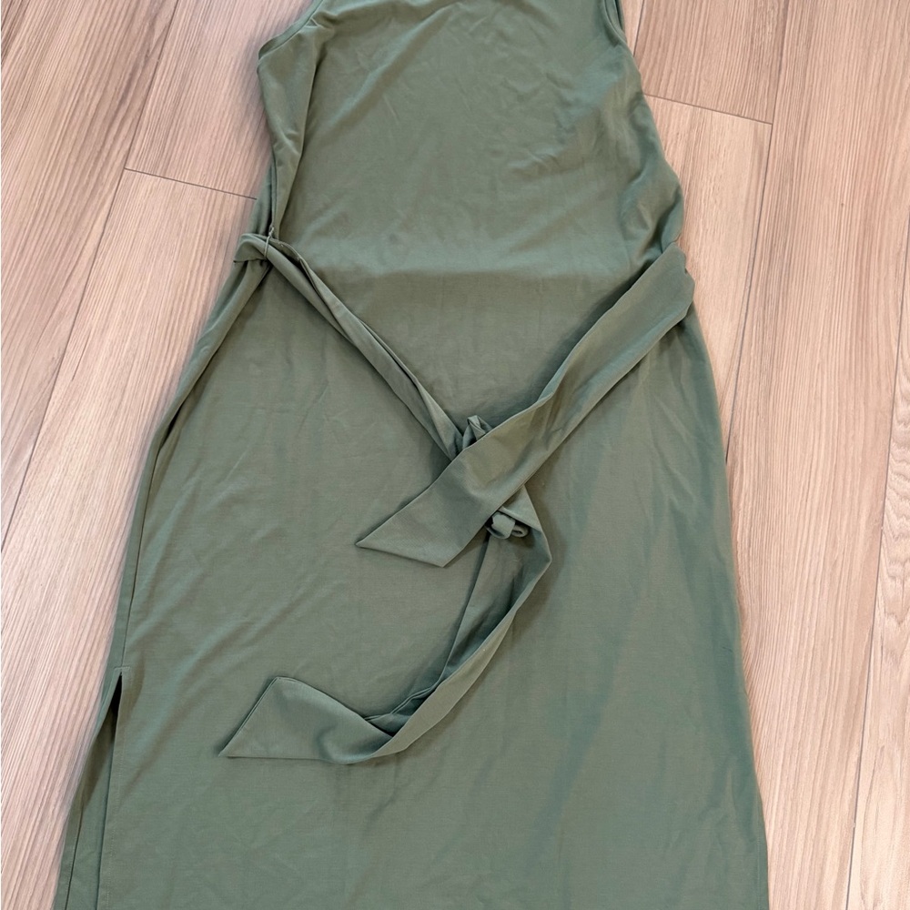 Banana Republic Sleeveless Maxi Belted Side slit  Sage Midi Dress